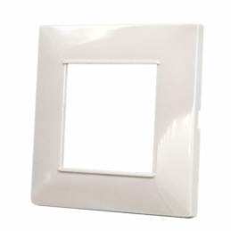placca mostrina 2 posti bianca quadrata plastica compatibile con vimar plana