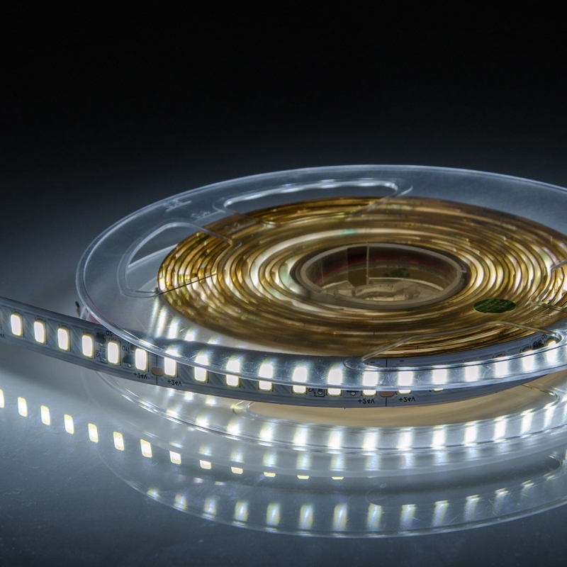 striscia LED 24V 630SMD 5630 190W 5M Ra85 fredda 20.000Lm strip IP20
