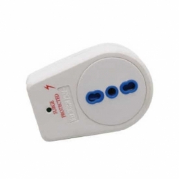 v tac adattatore singolo con protezione contro le sovratensioni  colore bianco con spina italiana 16a sku 8832