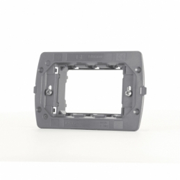 bticino  living light air 4 posti bticino ln4704c