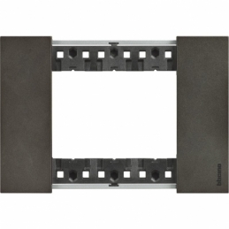 bticino living now placca space tre posti  zama bticino ka4803ng